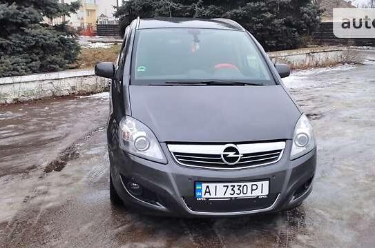 Opel Zafira 2012г. в рассрочку