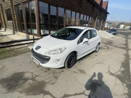 Peugeot 308                             2010г. в рассрочку