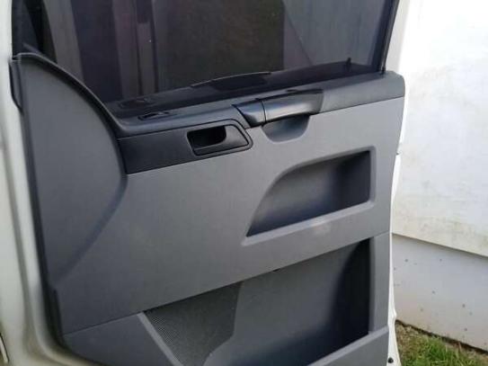 Volkswagen Transporter                     2008г. в рассрочку