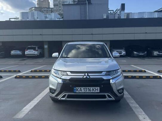 Mitsubishi Outlander                       2021г. в рассрочку