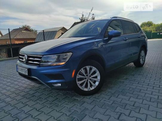 Volkswagen Tiguan 2017р. у розстрочку