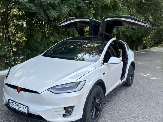 Tesla Model x
                         2016г. в рассрочку