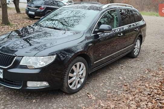 Skoda Superb                          2013г. в рассрочку