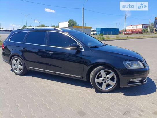 Volkswagen Passat 2014р. у розстрочку