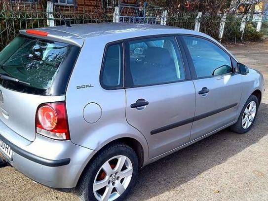 Volkswagen Polo
                            2006г. в рассрочку
