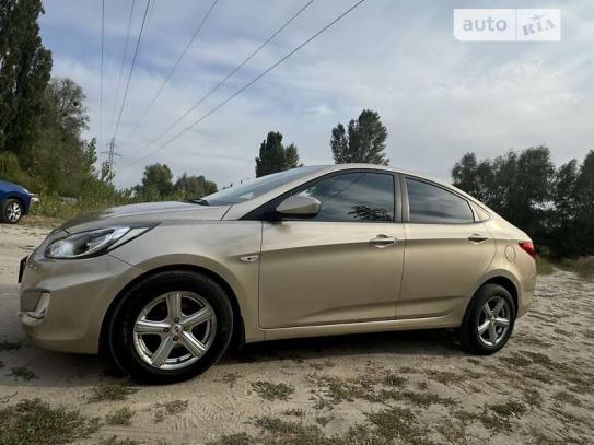 Hyundai Accent 2011р. у розстрочку