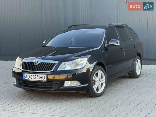 Skoda Octavia                         2010г. в рассрочку