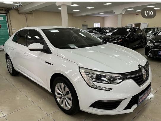 Renault Megane 2020г. в рассрочку