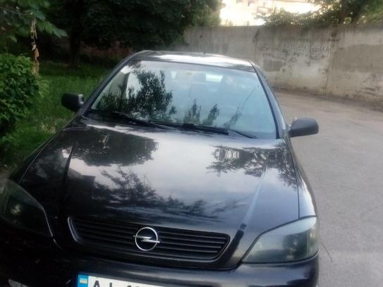 Opel Astra                           2005г. в рассрочку