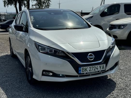 Nissan Leaf 2019р. у розстрочку