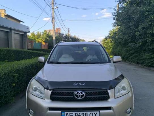 Toyota Rav4                            2007г. в рассрочку