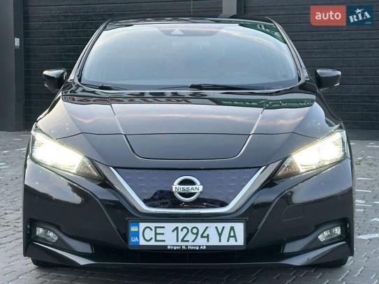 Nissan Leaf                            2018г. в рассрочку