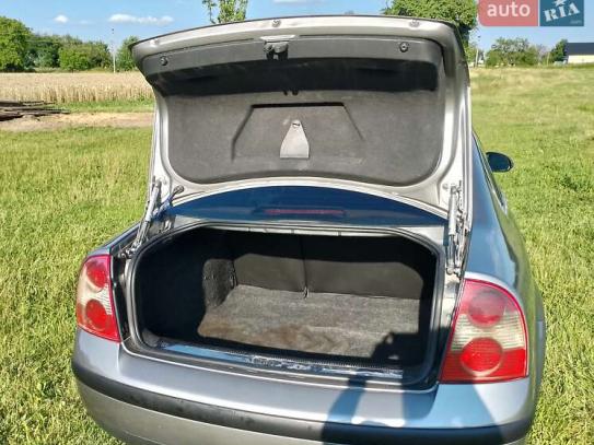 Volkswagen Passat
                          2003г. в рассрочку