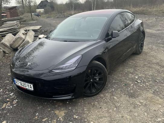 Tesla Model 3                         2018г. в рассрочку