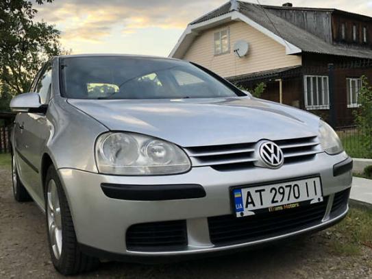 Volkswagen Golf
                            2005г. в рассрочку