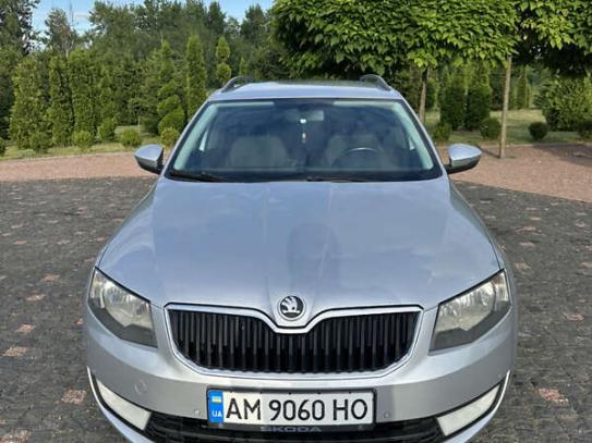 Skoda Octavia                         2014г. в рассрочку