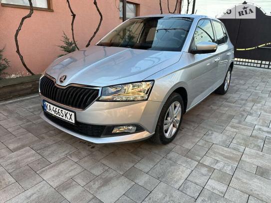 Skoda Fabia
                           2019г. в рассрочку