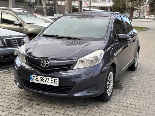 Toyota Yaris
                           2012г. в рассрочку