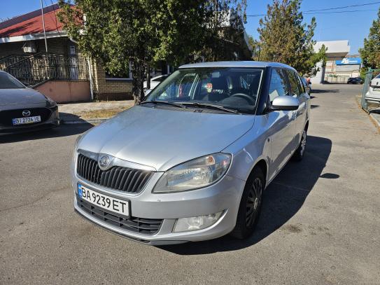 Skoda Fabia
                           2013г. в рассрочку