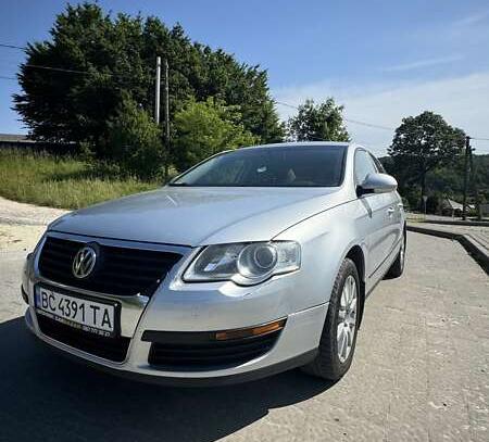 Volkswagen Passat 2010р. у розстрочку