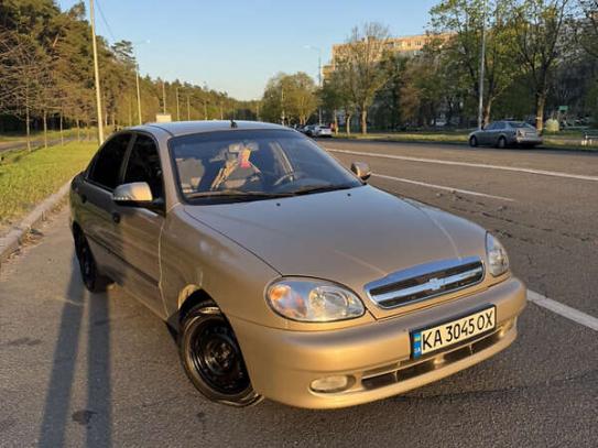 Заз Lanos                           2015г. в рассрочку