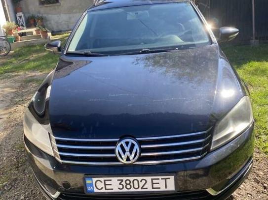 Volkswagen Passat 2011р. у розстрочку