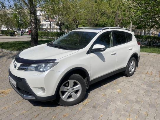 Toyota Rav4 2014р. у розстрочку