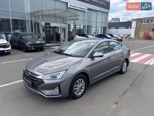 Hyundai Elantra 2020р. у розстрочку
