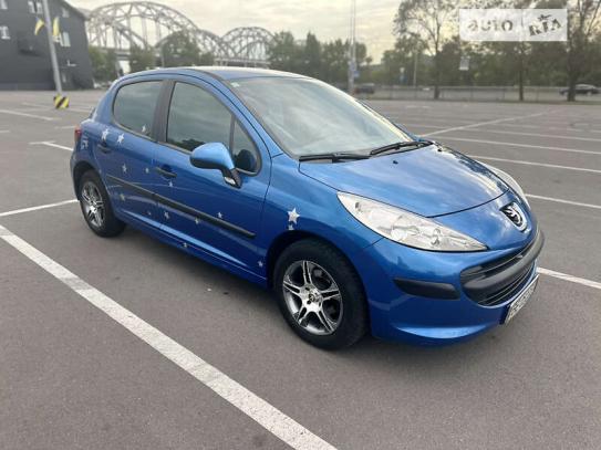 Peugeot 207 2006р. у розстрочку