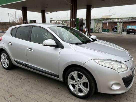 Renault Megane
                          2011г. в рассрочку