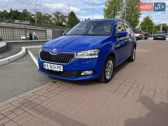 Skoda Fabia
                           2019г. в рассрочку