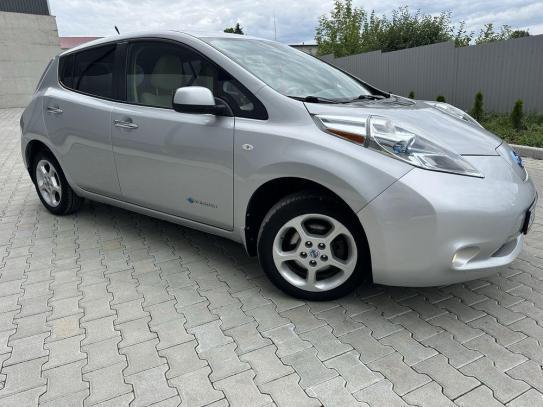 Nissan Leaf
                            2011г. в рассрочку