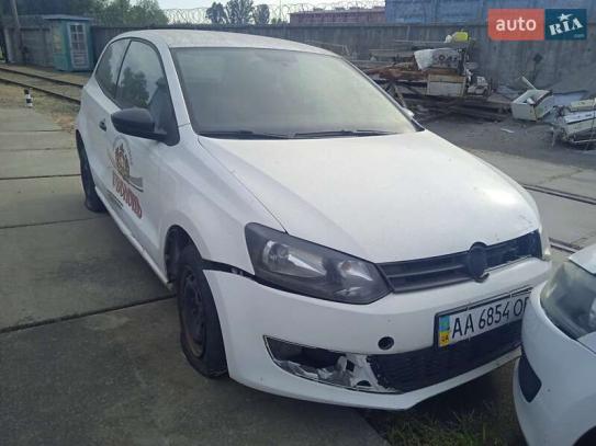 Volkswagen Polo
                            2013г. в рассрочку