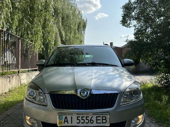 Skoda Fabia                           2012г. в рассрочку