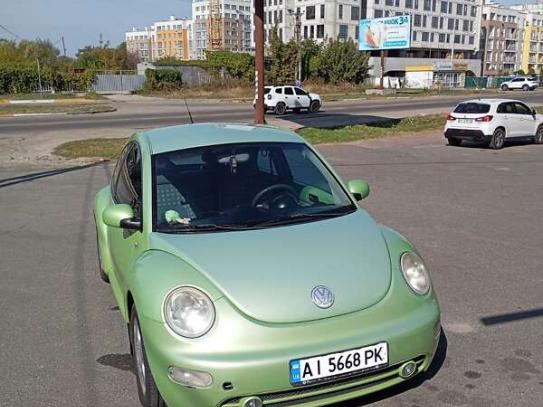 Volkswagen New beetle 2001р. у розстрочку