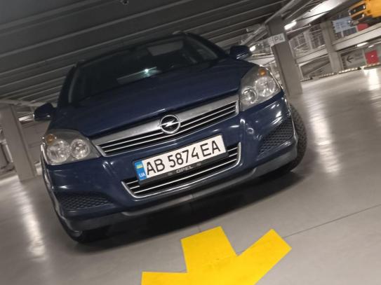 Opel Astra
                    w0l0ah 2011г. в рассрочку