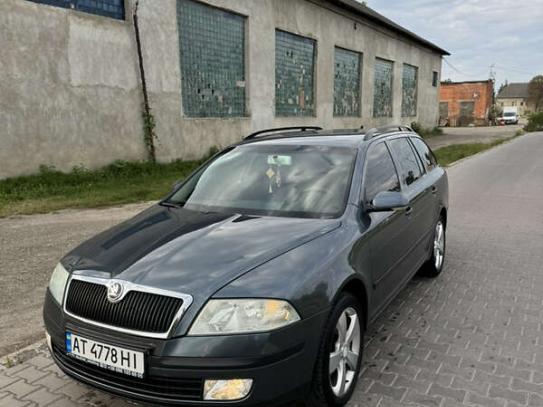 Skoda Octavia 2005р. у розстрочку