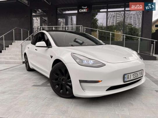 Tesla Model 3                         2022г. в рассрочку