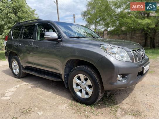 Toyota Land cruiser prado
              2012г. в рассрочку