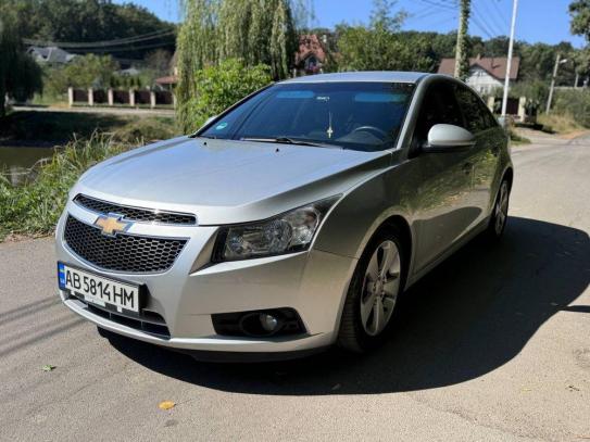 Chevrolet Cruze 2010р. у розстрочку