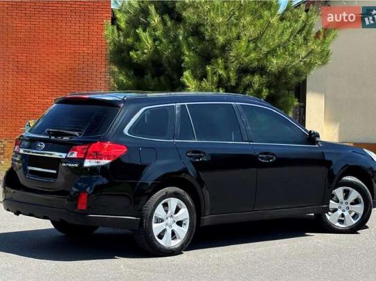 Subaru Outback 2013г. в рассрочку