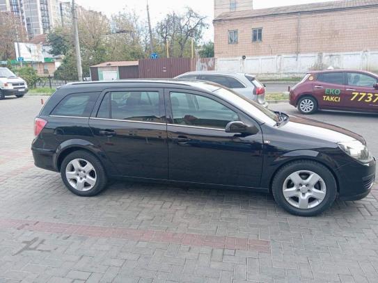 Opel Astra 2005р. у розстрочку