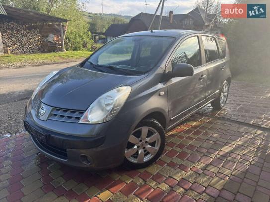 Nissan Note 2006р. у розстрочку