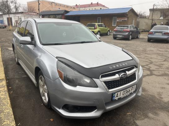 Subaru Legacy 2012р. у розстрочку