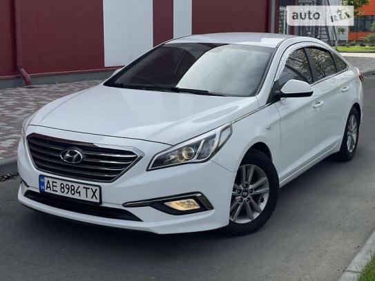 Hyundai Sonata 2014г. в рассрочку