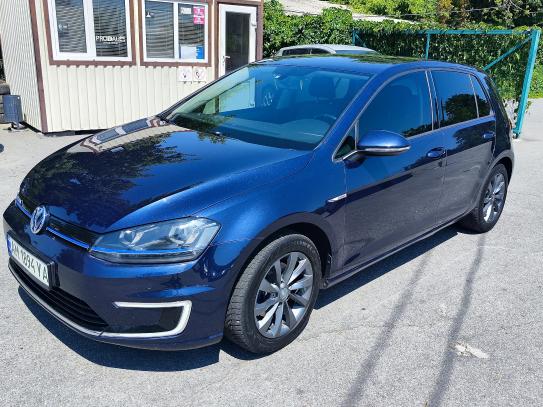 Volkswagen E-golf
                          2014г. в рассрочку