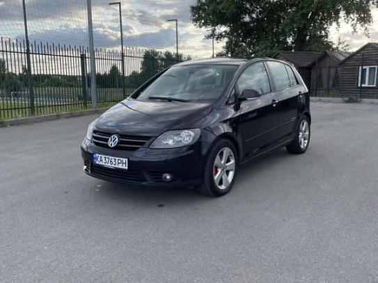 Volkswagen Golf plus
                       2008г. в рассрочку