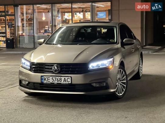 Volkswagen Passat
                          2015г. в рассрочку