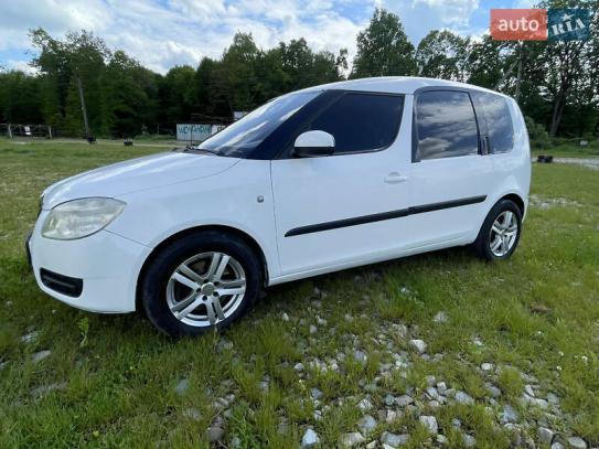 Skoda Roomster 2009г. в рассрочку