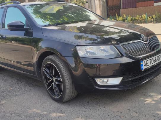 Skoda Octavia                         2014г. в рассрочку